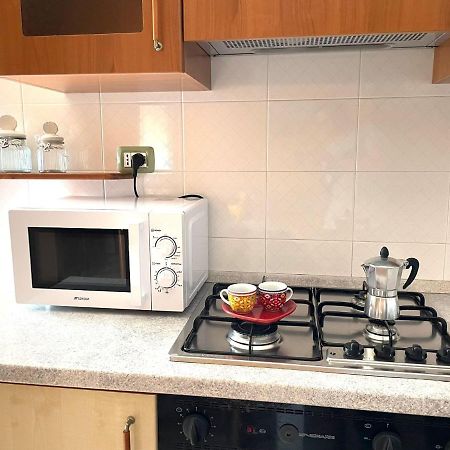 La Fresia Bianca Apartment Шака Екстериор снимка