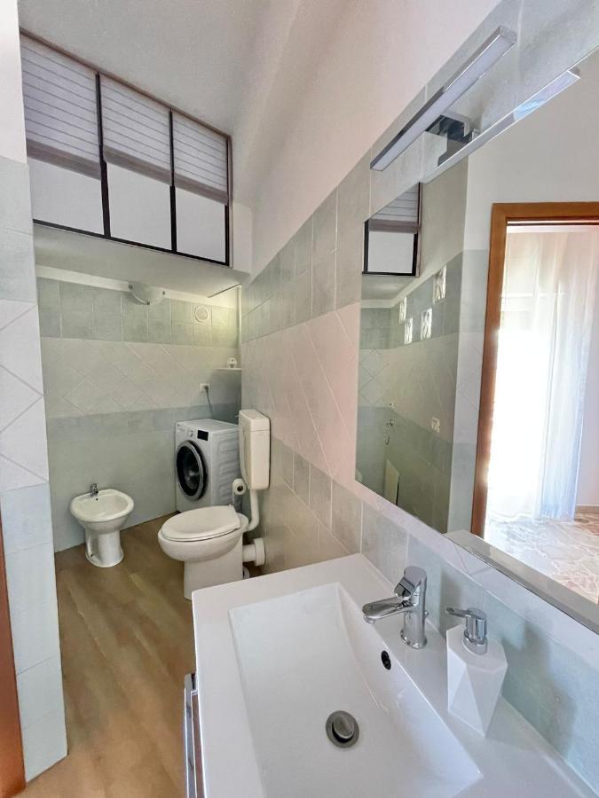La Fresia Bianca Apartment Шака Екстериор снимка